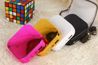 Cosmetic case with mobile power bank and mirror