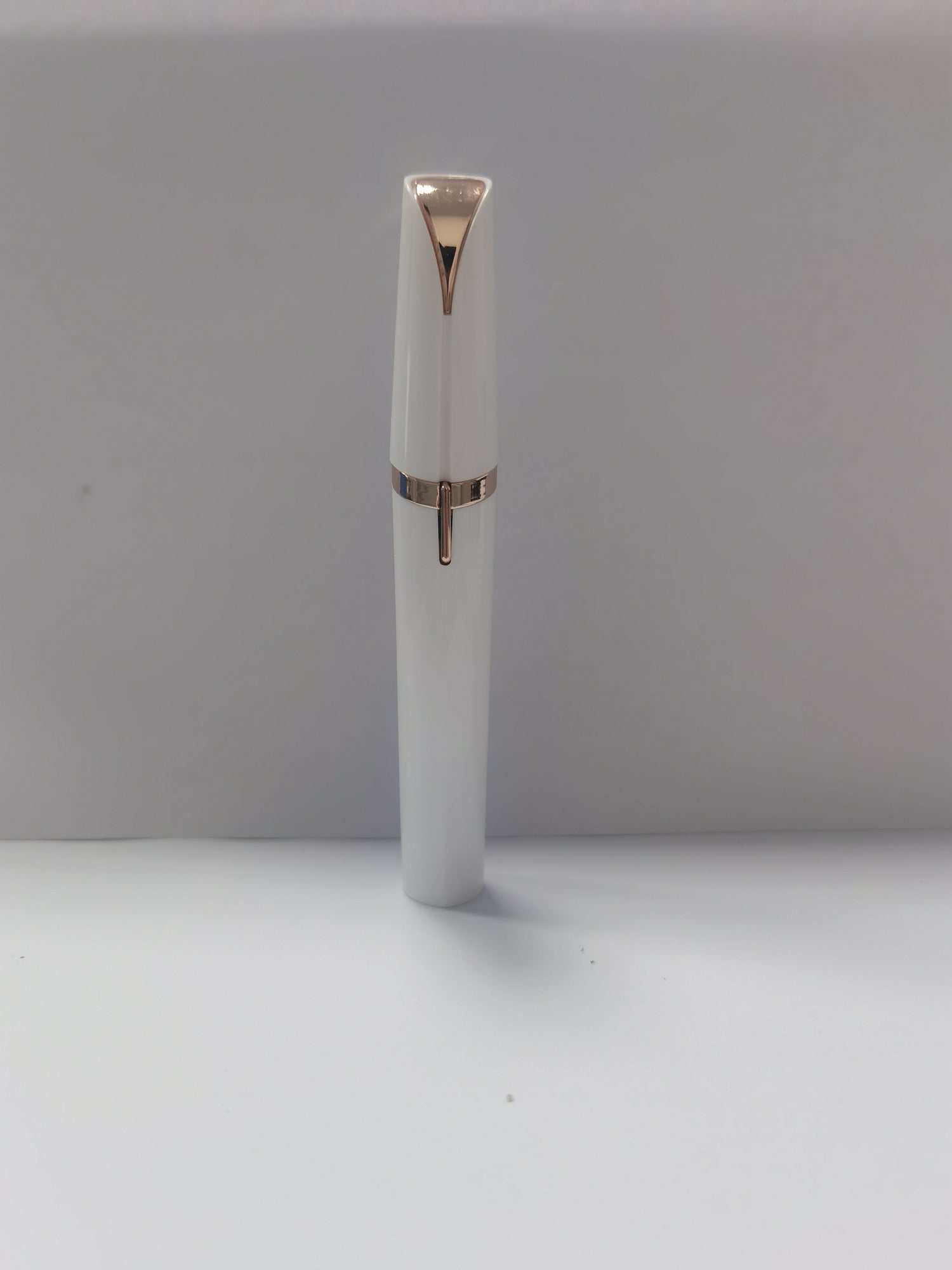Electric Eyebrow Epilator – Perfect and Painless Finish