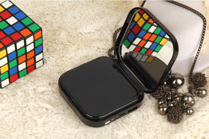 Cosmetic case with mobile power bank and mirror