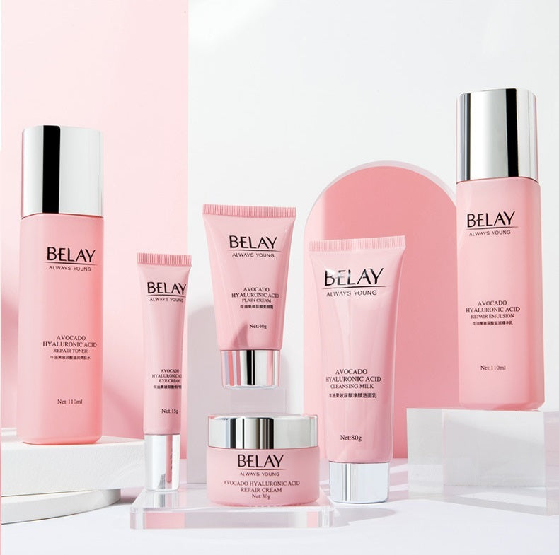 Soins du Visage en Salon de Beauté – Cosmétiques Professionnels